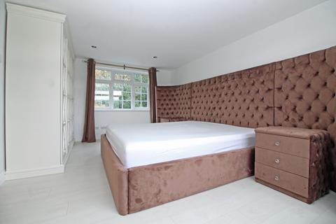 72 Hyde Road, South Croydon, CR2 9NQ