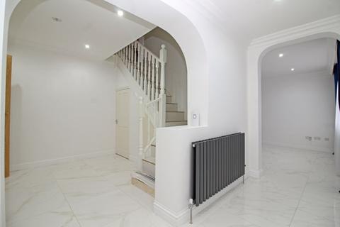 72 Hyde Road, South Croydon, CR2 9NQ