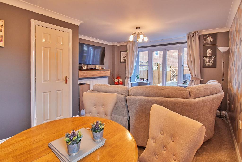 Jubilee Drive, Earl Shilton 3 bed semidetached house £230,000