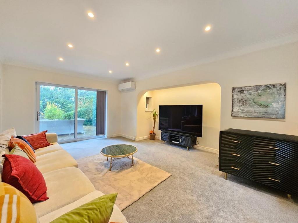 Living Dining Room