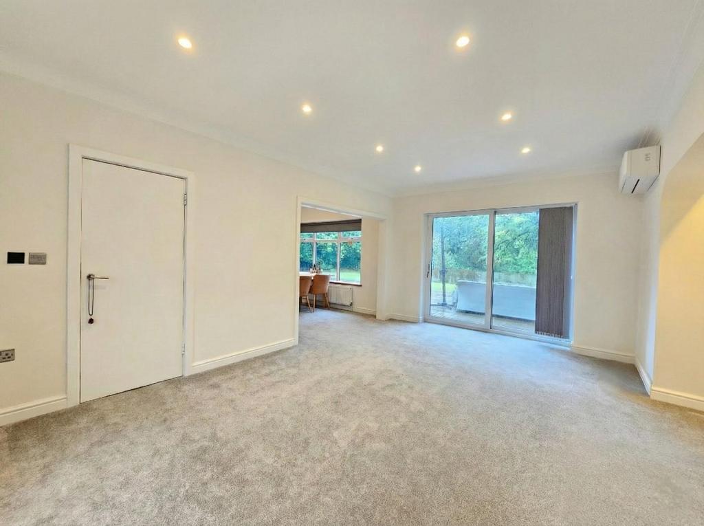 Living Dining Room