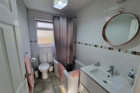 25 Hedgemoor, Brackla, Bridgend, CF31 2JQ