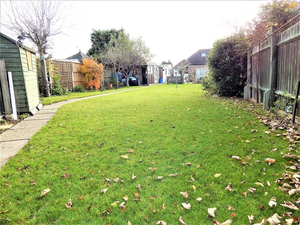 Copperhouse Road, Rochester 2 bed semidetached bungalow £395,000