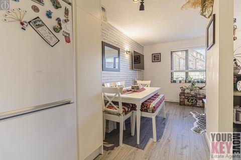 1 bedroom flat for sale - Anthony Road, London,SE25 5HP