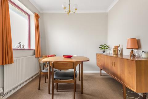 59 Barnsfield Crescent, Totton, Southampton, SO40 8GZ