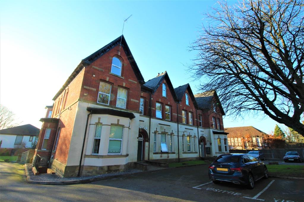 Neilston Rise, Bolton, BL1 2 bed flat £115,000