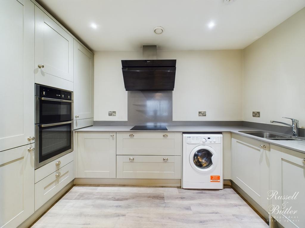 Cam02127 g0 pr0243 still001