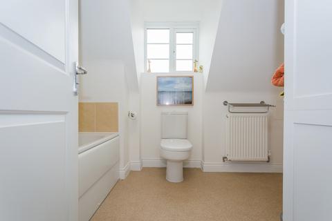 12 Constance Street, Buckingham, MK18 7RG