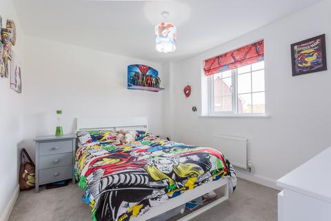 29 Bobbins Way, Buckingham, MK18 7SA