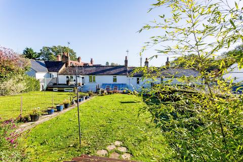 9 Bath Lane, Buckingham, MK18 1DX