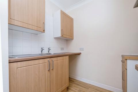 1 bedroom retirement property to rent, 39 Homehall House, 82 Upper Holland Road B72