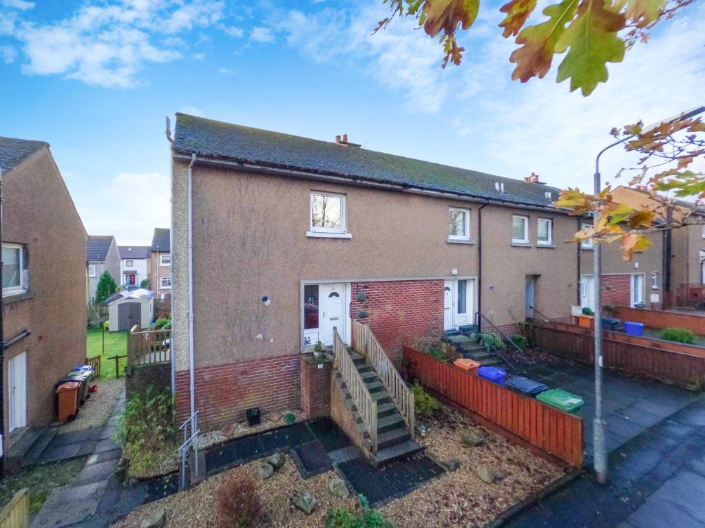 Craigton Gardens, Milngavie, East Dunbartonshire, G62 7BB 2 bed end of