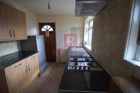 undefined, Estcourt Terrace, Leeds LS6