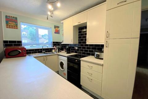 25 Bond Road, Gillingham, ME8 9JJ
