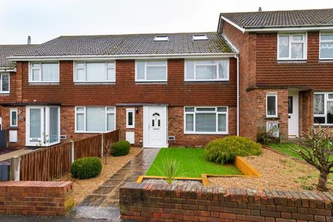 7 Bramley Close, Newington, Sittingbourne, ME9 7NQ