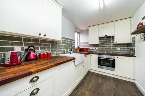 2 bedroom flat to rent, Wheler Street, London E1