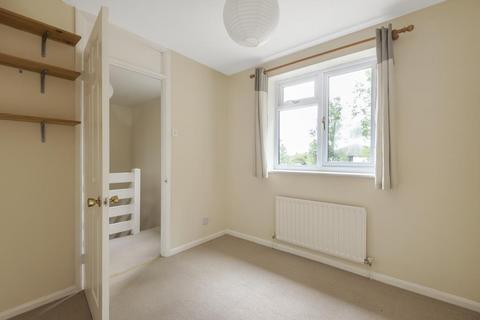 2 bedroom semi-detached house to rent, Dove Green,  Bicester,  OX26