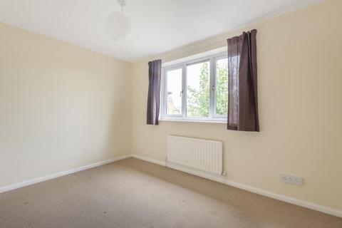 2 bedroom semi-detached house to rent, Dove Green,  Bicester,  OX26