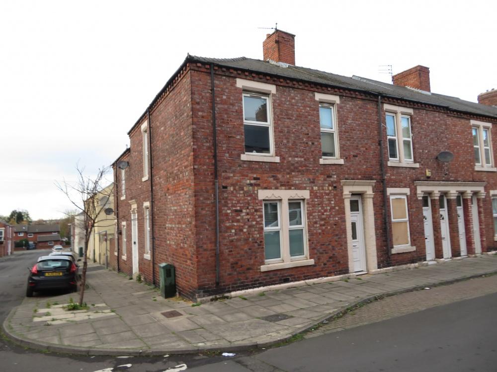 Eglesfield Road, South Shields, NE33 5PU 2 bed apartment £45,000