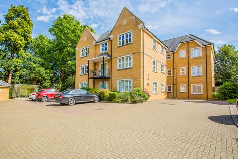 2 bedroom apartment to rent, Waglands Garden, Buckingham, MK18