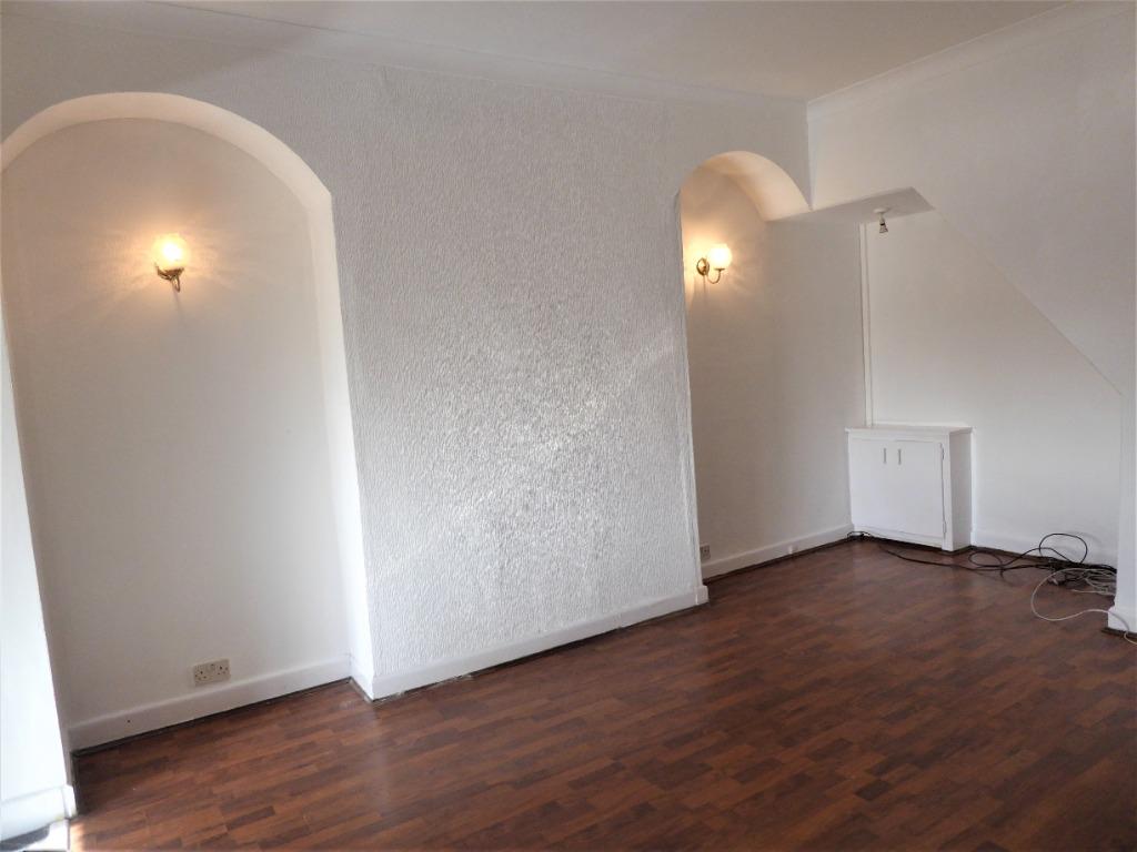 Russell Terrace, Padiham, BB12 2 bed terraced house £475 pcm (£110 pw)