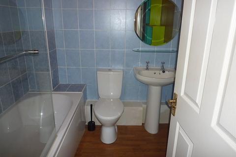 2 bedroom flat to rent, Kingsbridge