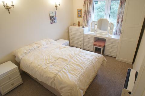 1 bedroom retirement property for sale - Farnham Close, London N20