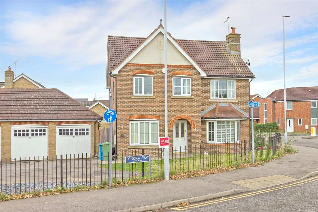 Sonora Way, Sittingbourne, ME10 4 bed detached house £450,000