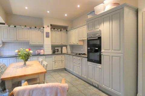 2 The Mount, Aiskew, Bedale, DL8 1BP