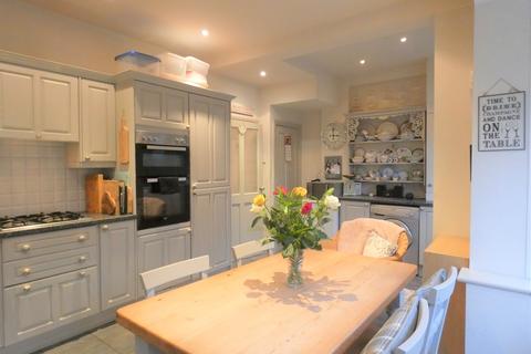 2 The Mount, Aiskew, Bedale, DL8 1BP