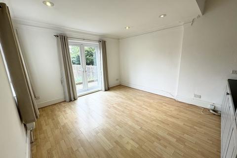 1 bedroom ground floor flat to rent, Croydon, Greater London