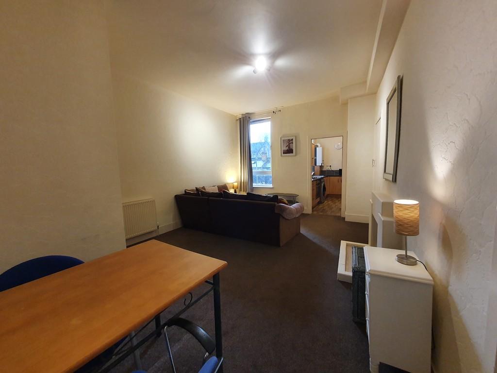 58 Elmbank Terrace, Aberdeen 1 bed apartment £475 pcm (£110 pw)