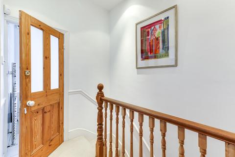 11 Outram Road, London, N22 7AB