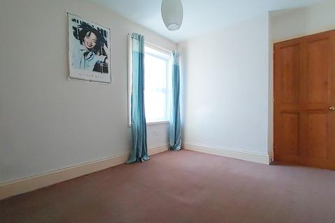 63 Bartle Lane, Bradford, BD7 4QA