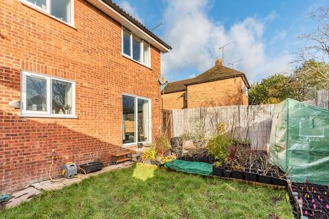 4 Redwood Way, Barnet, EN5 2RT