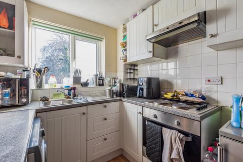 4 Redwood Way, Barnet, EN5 2RT