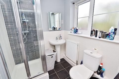 115 Blenheim Square, North Weald, Epping, CM16 6FQ