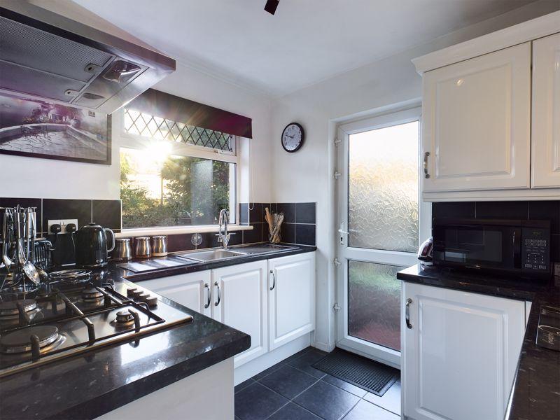 Brundall Crescent Cardiff CF5 4RU 3 bed semidetached house £275,000