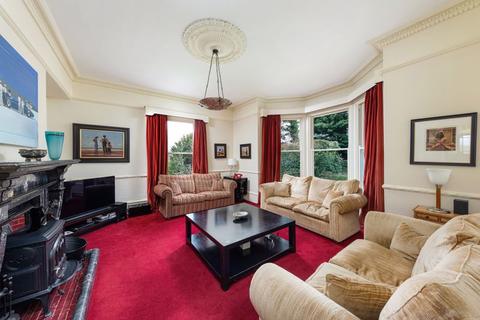 6 bedroom detached house for sale - Kings Avenue, Morpeth, Northumberland