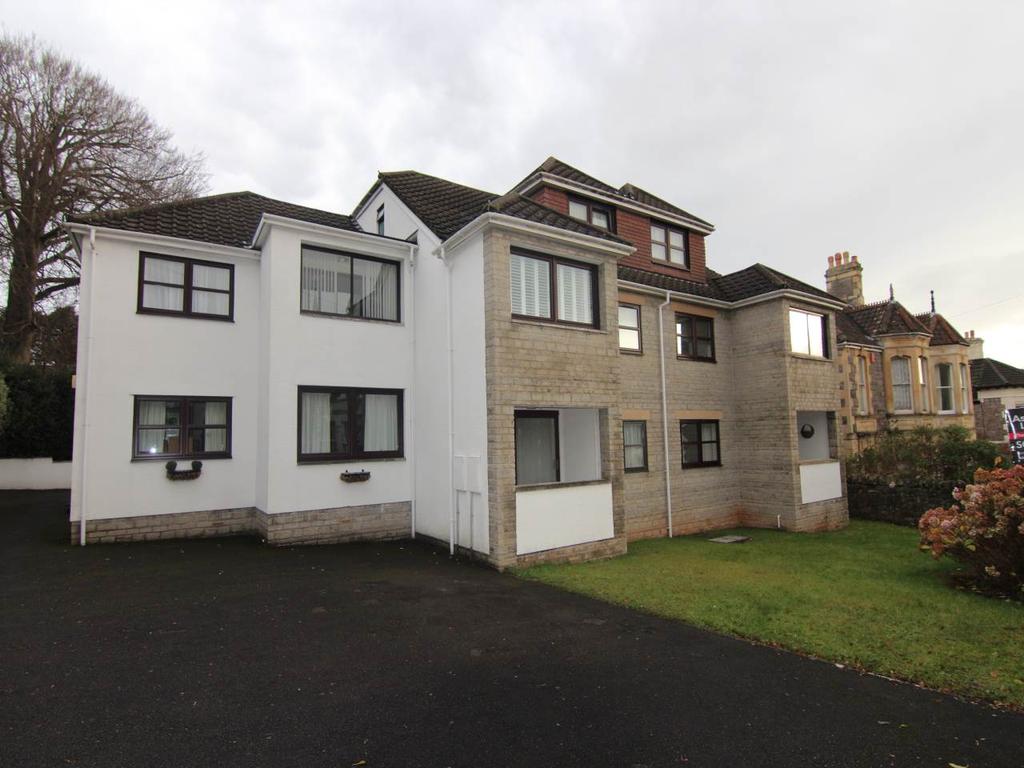 Hill Road, WestonsuperMare, North... 2 bed flat £750 pcm (£173 pw)
