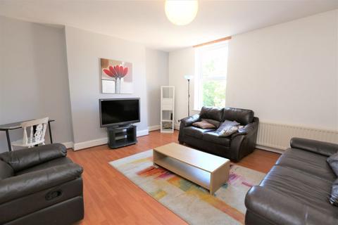 6 bedroom apartment to rent - Stratford Road, Heaton
