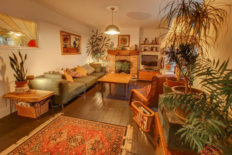 Birchy Barton Hill, Exeter 3 bed semidetached house £475,000