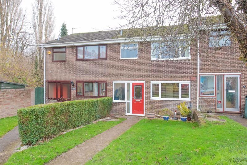 Garden Close, Banbury 3 bed terraced house £260,000