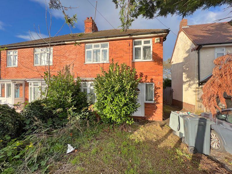 New Beacon Road, Grantham 3 bed semidetached house £180,000