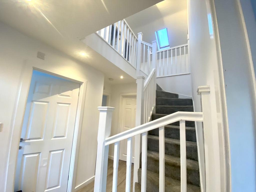 Ealand Road, Batley, West Yorkshire... 4 bed detached house £260,000