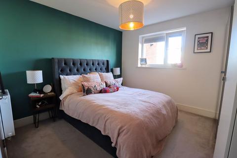 2 bedroom apartment for sale, Bowling Green Close, Bletchley, Milton Keynes