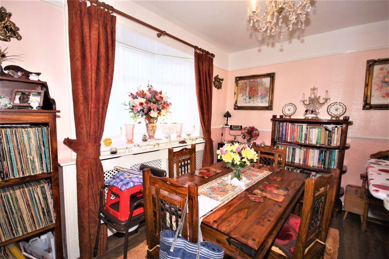 Preston Road, Hull, HU9 3 bed semidetached house £100,000