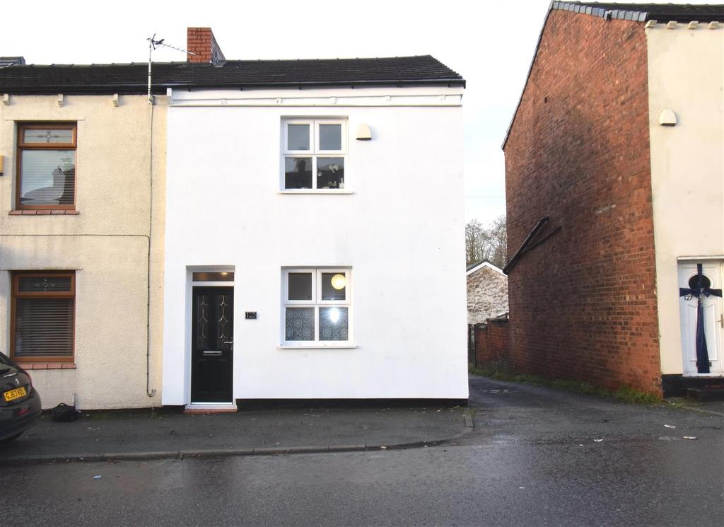 Castle Hill Road, Hindley, Wigan 2 bed terraced house £124,950