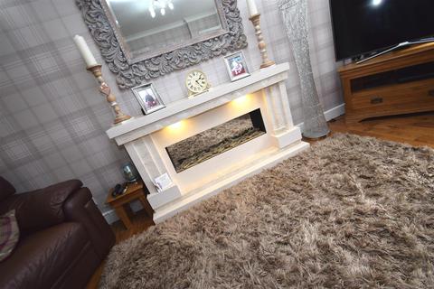 9 Daisy Hall Drive, Westhoughton, Bolton, BL5 2SA