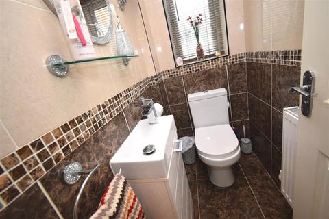 9 Daisy Hall Drive, Westhoughton, Bolton, BL5 2SA